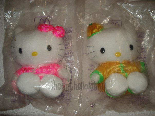 McDonalds-Hello-Kitty-and-Dear-Daniel-Traditional-Chinese-Clothes