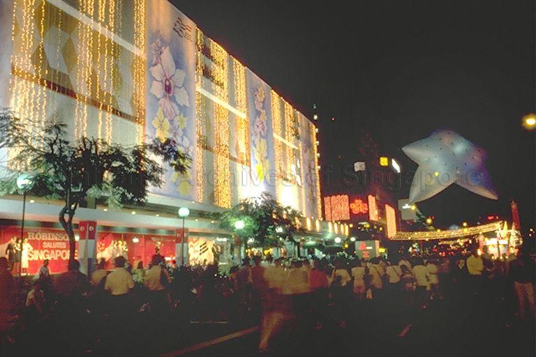 34 Years Of Orchard Road Christmas Lights In 15 Nostalgic Pictures