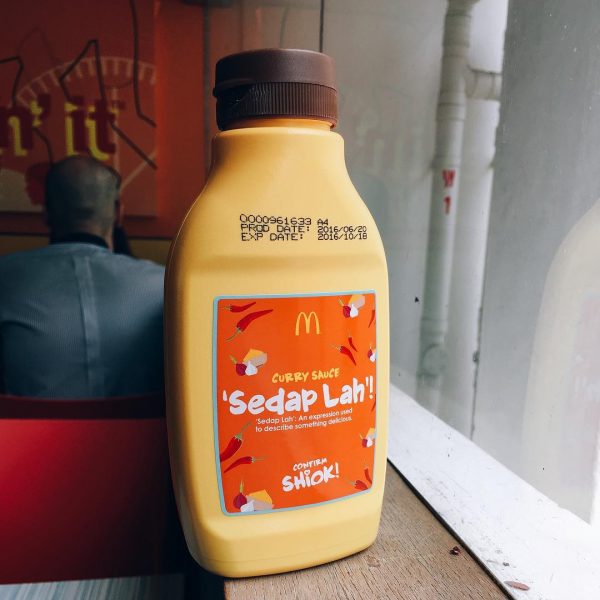 S'porean Fondly Tracks McDonald's Curry Sauce History From Packet To