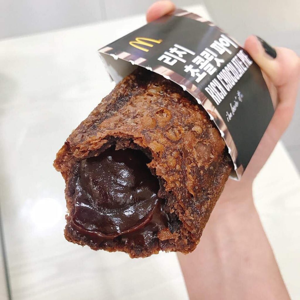 McDonald’s Molten Lava Chocolate Pie Launches In Malaysia On 6 Jun.