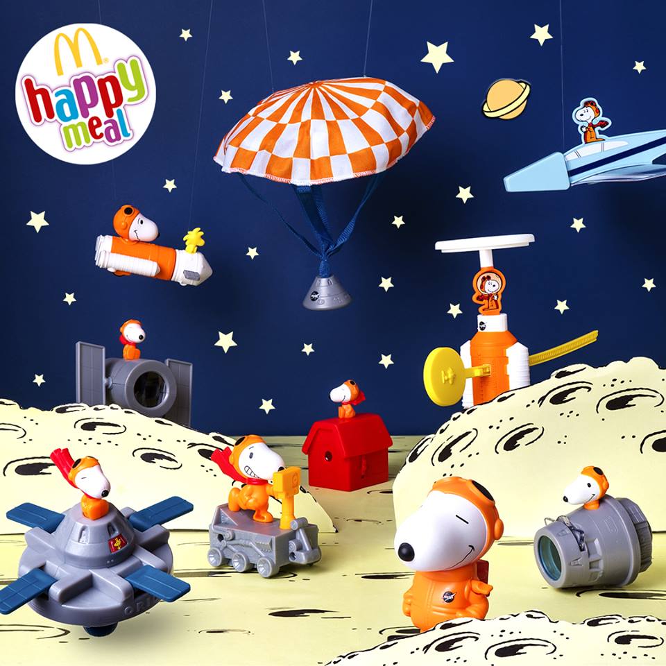 Details about   MCDONALDS SPACE SNOOPY HAPPY MEAL TOYS 2019 NEW!