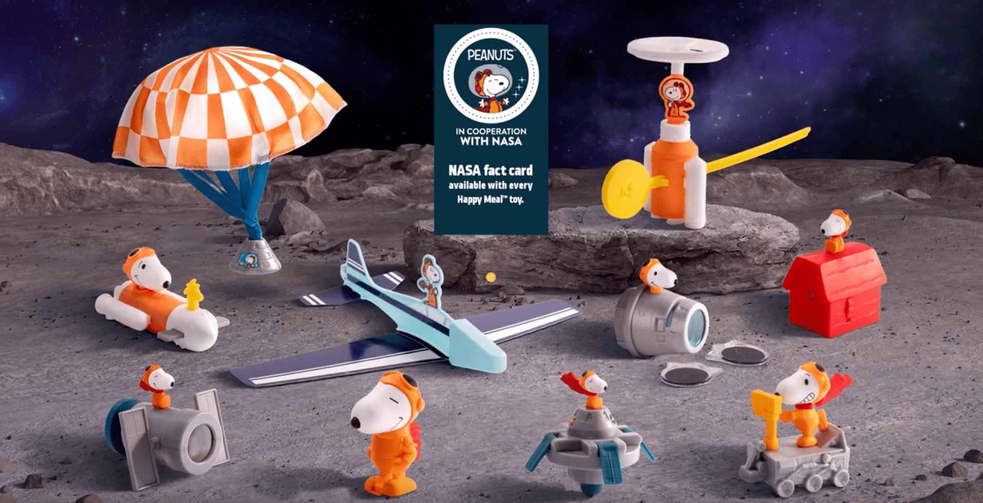 Snoopy Peanuts NASA 2019 Space Plane McDonald's Happy Meal Toy New in Packet 