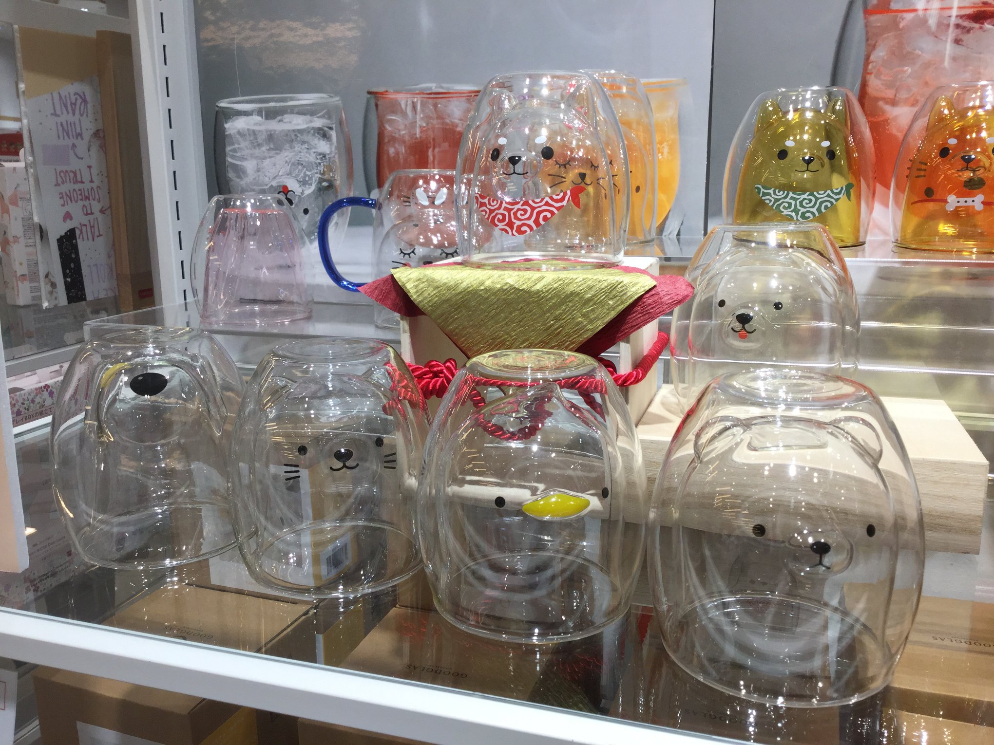 https://mustsharenews.com/wp-content/uploads/2019/07/Tokyu-Hands-Shiba-Inu-Glass.jpg