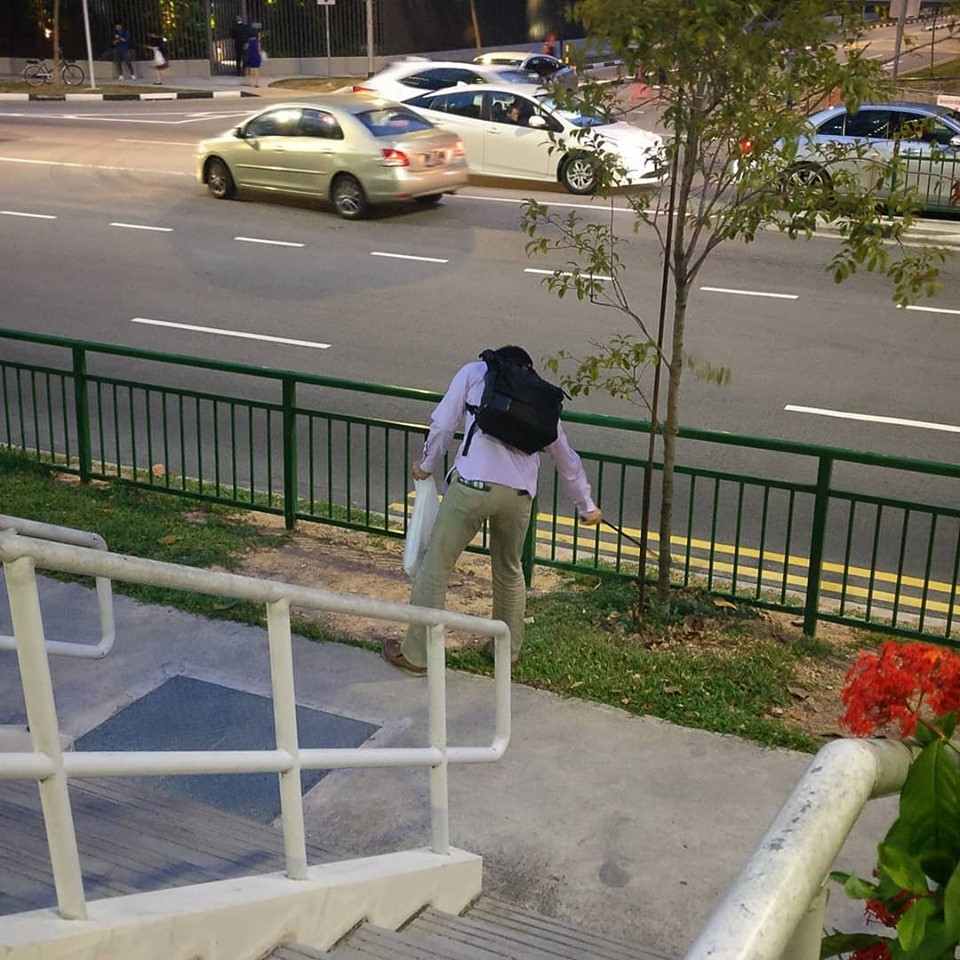 Japanese Man Picks Litter At Tiong Bahru, Says He Wants To Help Keep S ...