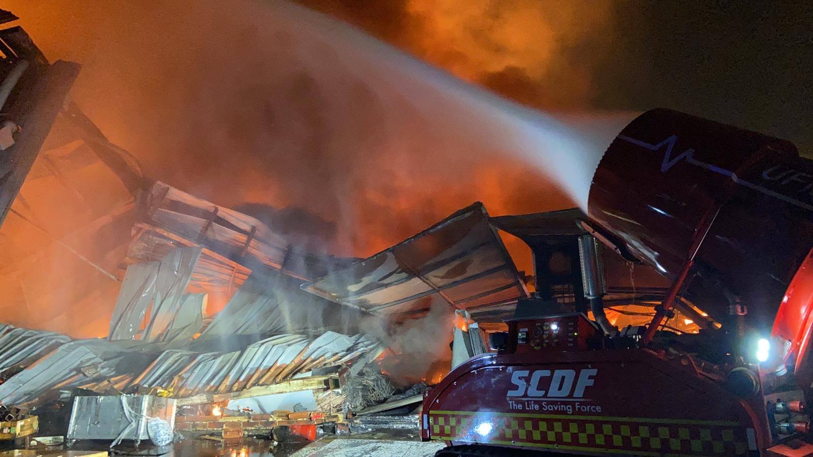 Massive Fire Engulfed Pioneer Warehouse Last Night, Over 50 Escaped ...