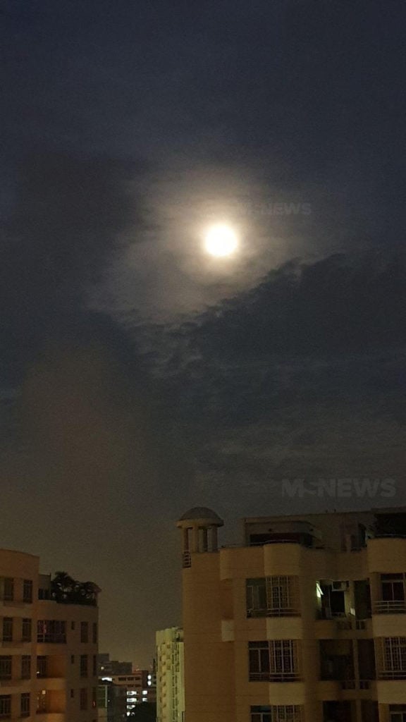 Strawberry Moon Lights Up S'pore Skies, Can Still Catch Waning Gibbous