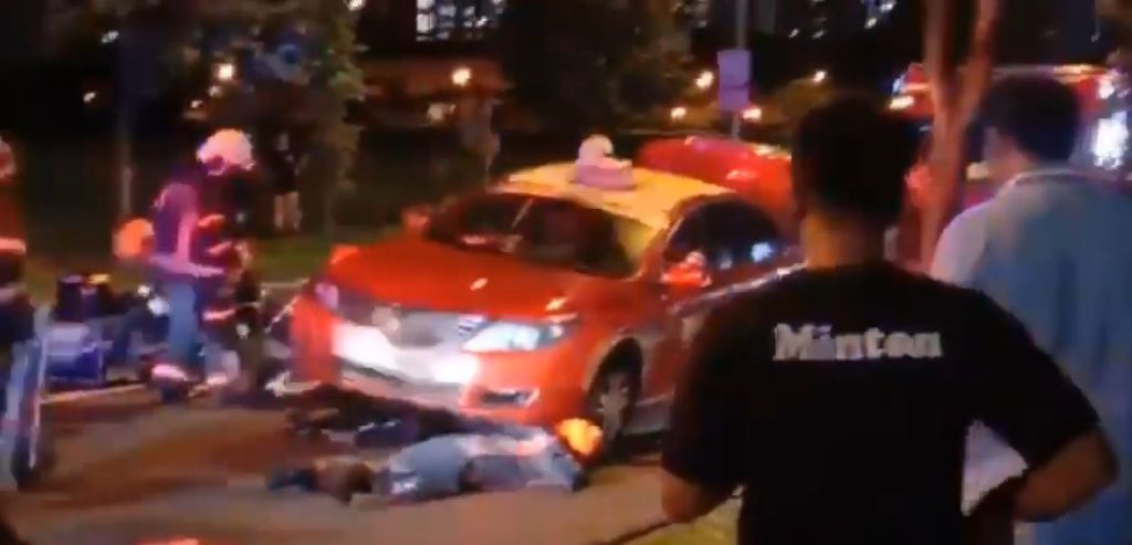 Motorcyclist Trapped Under Taxi In Jurong West Accident, SCDF Officers ...