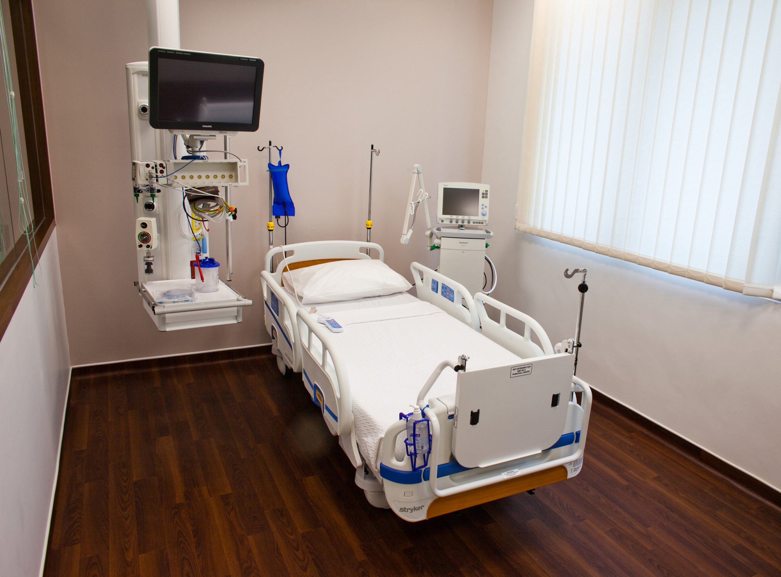 Uuuuu99999 icu. Icu больница. Intensive Care Unit Covid логотип. Icu Panel images.