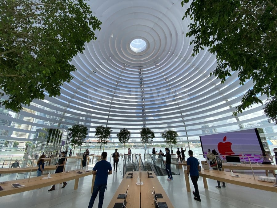 Marina Bay Sands Apple Store Opens On 10 Sep, Chope A Slot To See It Before  Everyone