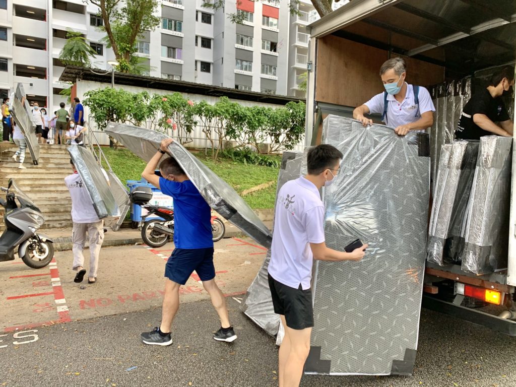 Charity Gives Mattresses & Pillows To Needy S’poreans Who Sleep On Cold