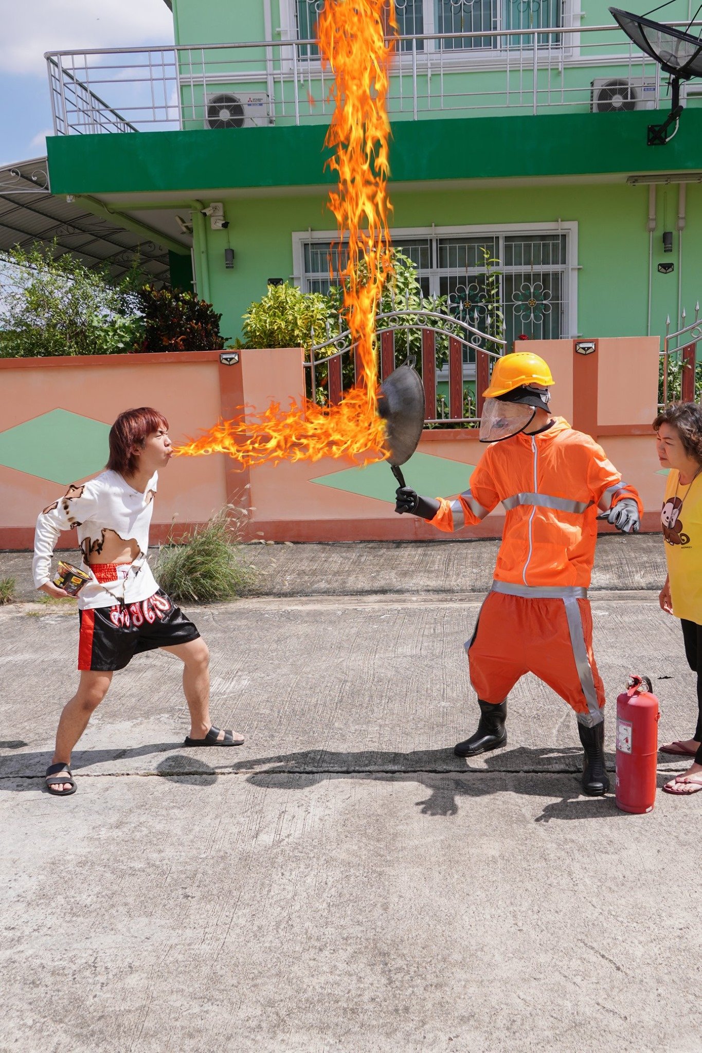 Thai Cup Noodles Ad Has Plot That's So Nonsensical, It's Caught On Like A  House On Fire