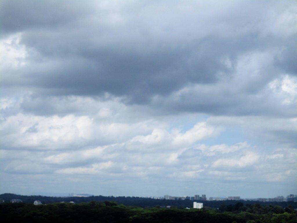 Dark Clouds Filled S'pore Sky Before Saturday's Storm, Bring Brief ...