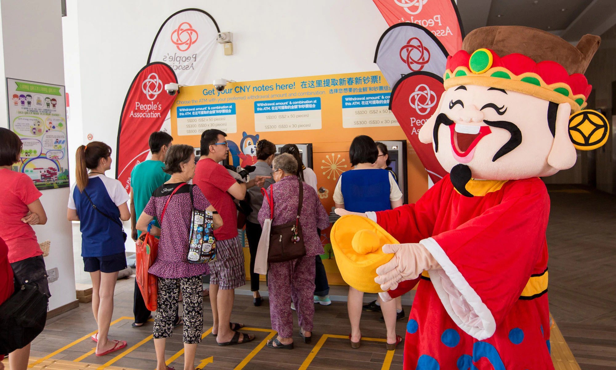 S’poreans Encouraged To Give E-Ang Paos For CNY, MAS Says Will Reduce Queues For Physical Notes