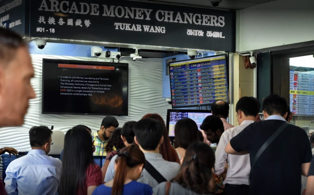 Ringgit At 8Month Low Against SGD, S’poreans Mourn Missed Causeway