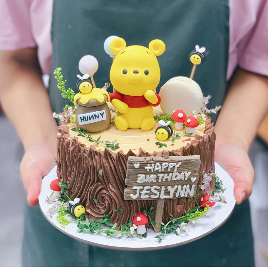 Winnie the Pooh Cakes Making a Classic Winnie the Pooh Birthday