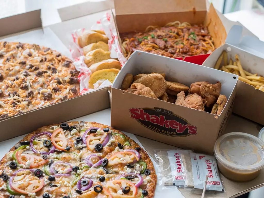 Shakey's Pizza Returns To S'pore With Lucky Plaza Outlet, Prepare For A ...