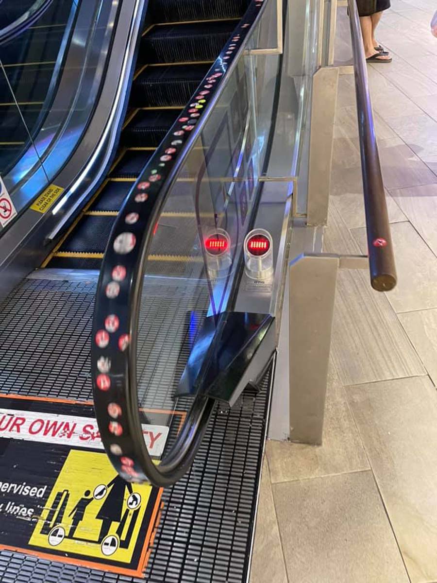 escalator handle 1