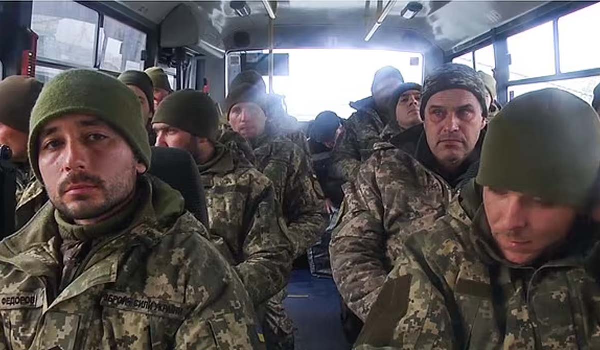 ukranian soldiers snake island