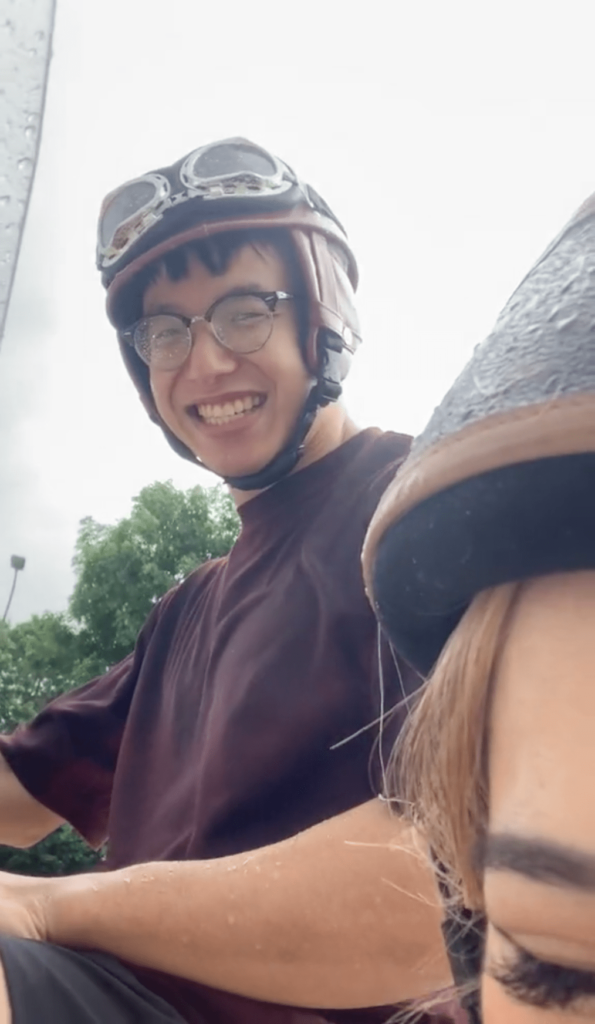 Boyfriend Plans Romantic Vespa Ride For Anniversary, S'pore Weather