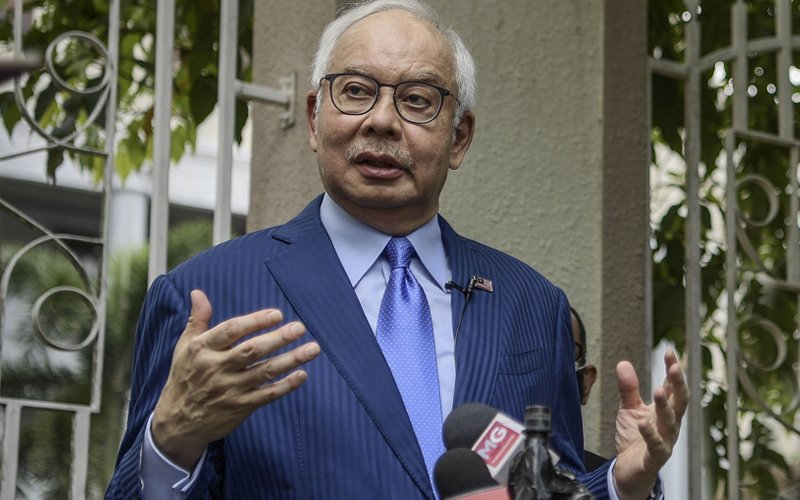 Barisan Nasional Wins Johor State Election, Najib Says People Miss The Days He Was PM