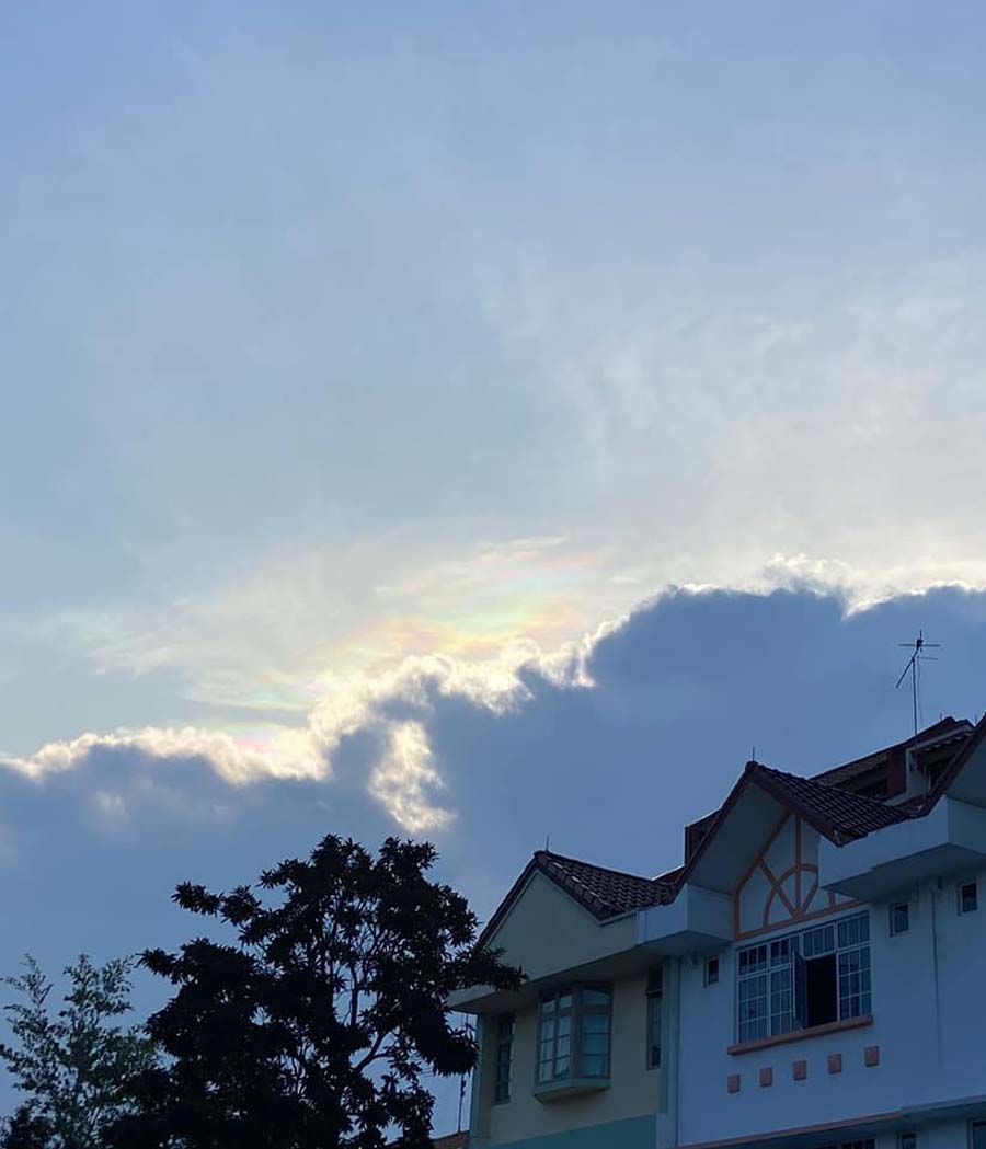 iridescent clouds 2