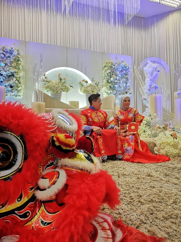 Muslim couple Chinese wedding