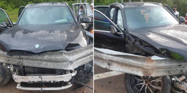S’porean Passes Away In Accident Along M’sian Highway After Car Crashes Into Metal Barrier