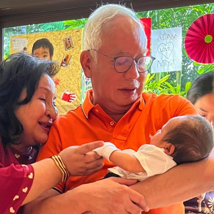 Najib goodbye message family