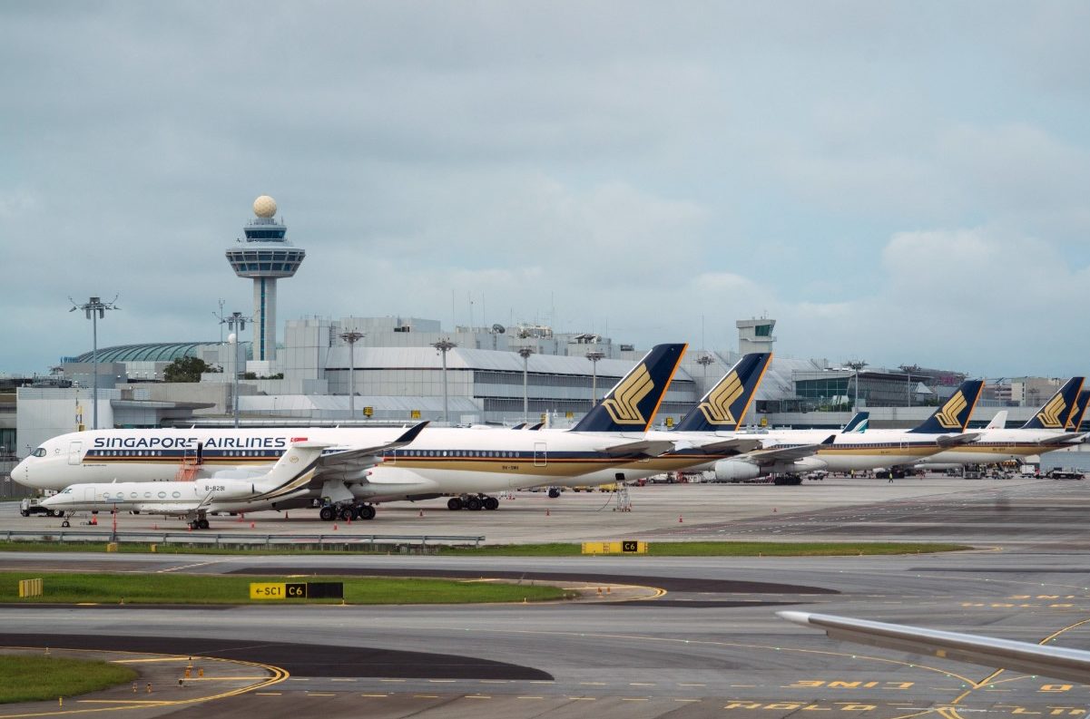 bomb threat singapore airlines