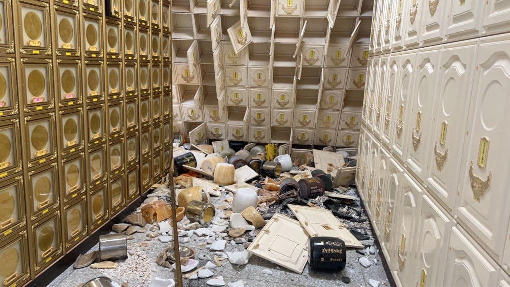 taiwan columbarium collapses