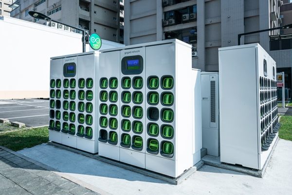 View of S'pore Launches 2 Electric Motorcycle Battery Swap Stations, Replace ...