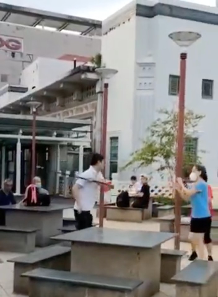 man attacks woman chinatown 