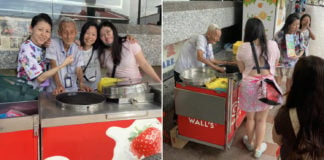 Friends Volunteer As Sim Lim Ice Cream Uncle's 'Sales Staff', Help Sell Out Items