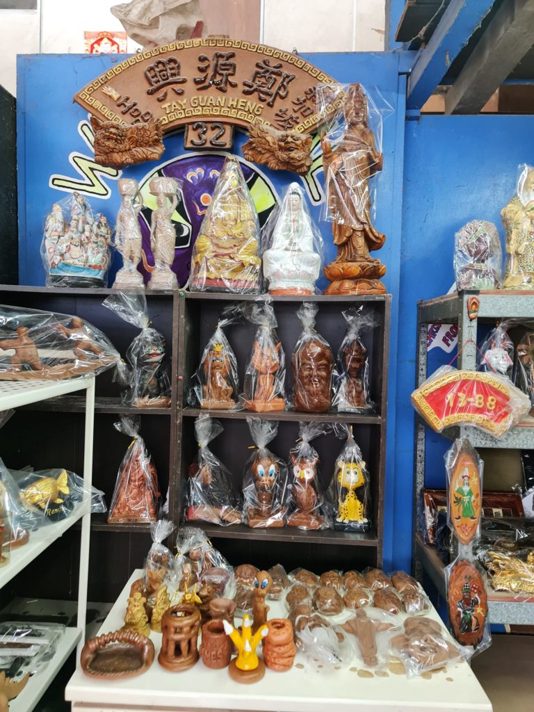 Ang Mo Kio Joss Stick Factory Closing After 90 Years, Owners Take Small