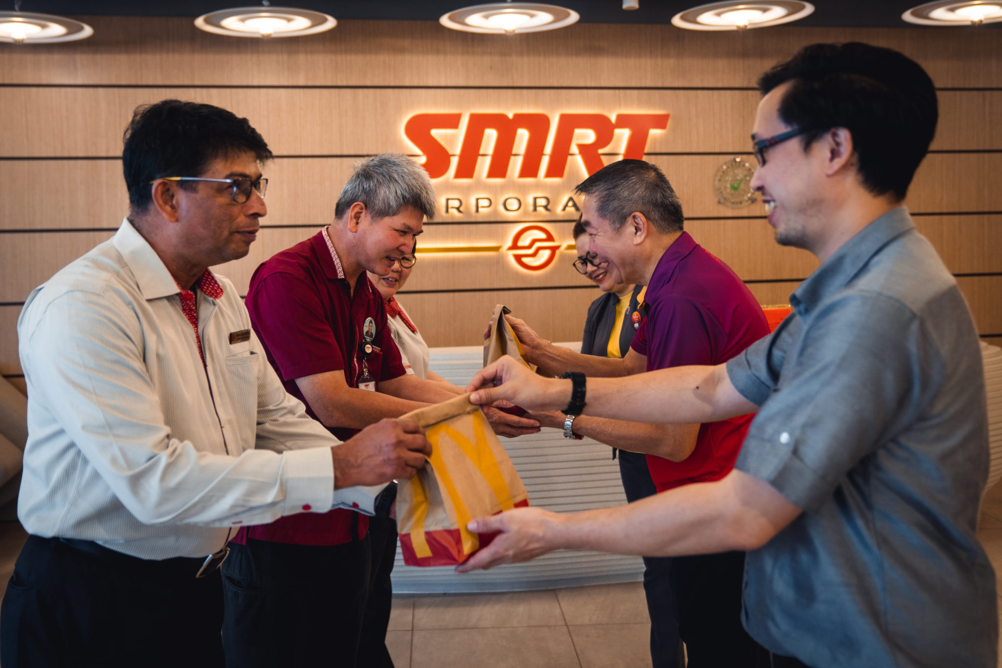 6,500 SMRT Staff Working Over CNY Period Receive Free McDonald’s ...