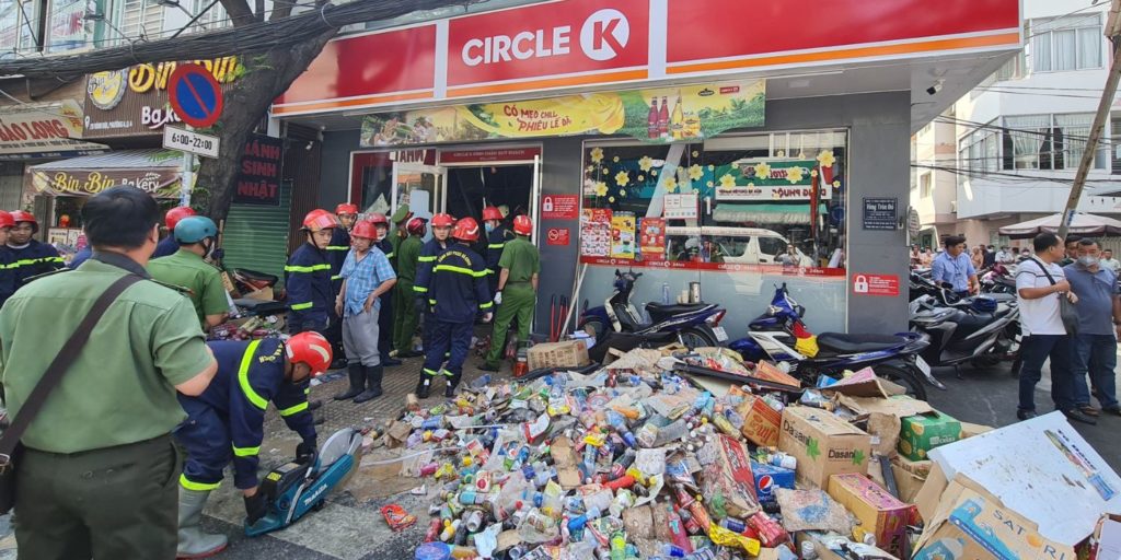 Vietnam Convenience Store Collapses Allegedly Due To Stock Overload ...