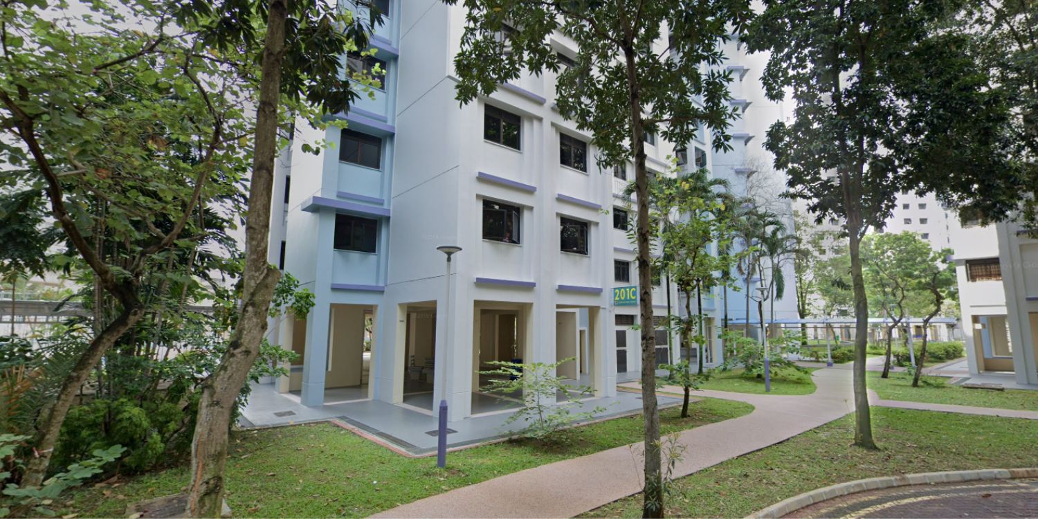 Sengkang Resident Plays Chants Loudly Throughout The Day, Neighbours Complain Of Noise