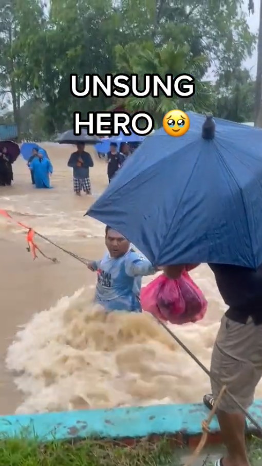 deliver food Johor flood