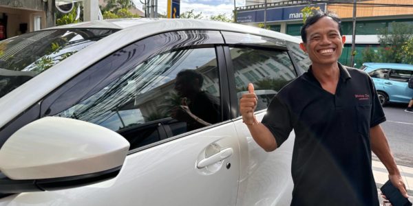 S'porean Buys Driver Milk Powder While In Bali, Reminded Not To Take Things For Granted