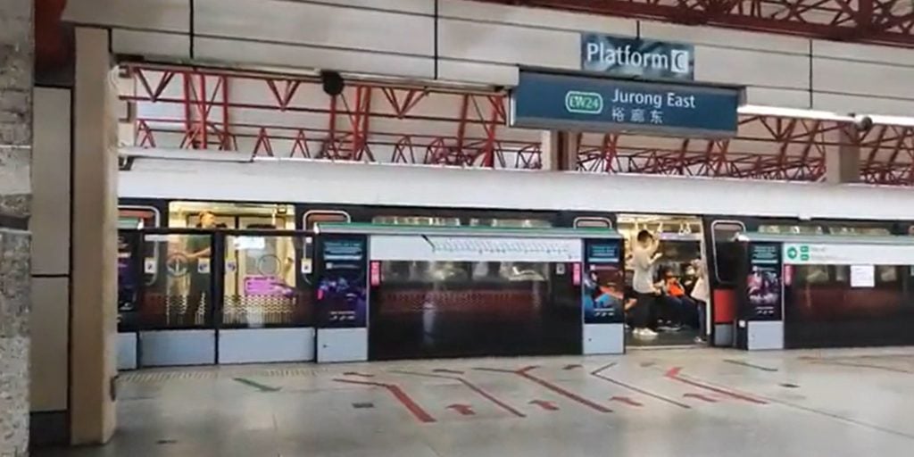 SMRT Lodges Police Report Against Boy Who Obstructed Jurong East MRT