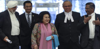 Ex-M'sia PM Najib's Wife Rosmah Gets Passport Temporarily Released, Will Visit S'pore For Hari Raya