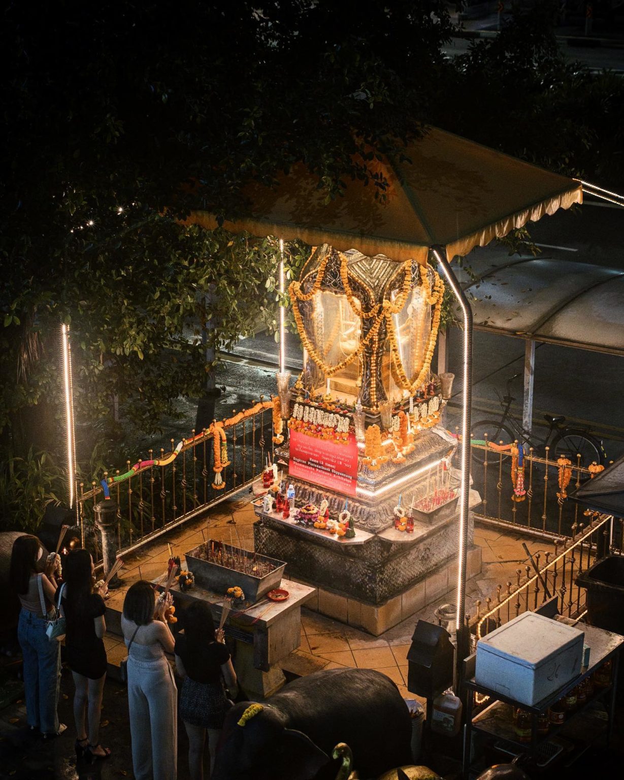 Golden Mile Complex FourFaced Buddha Moves Out, Will Call Farrer Park