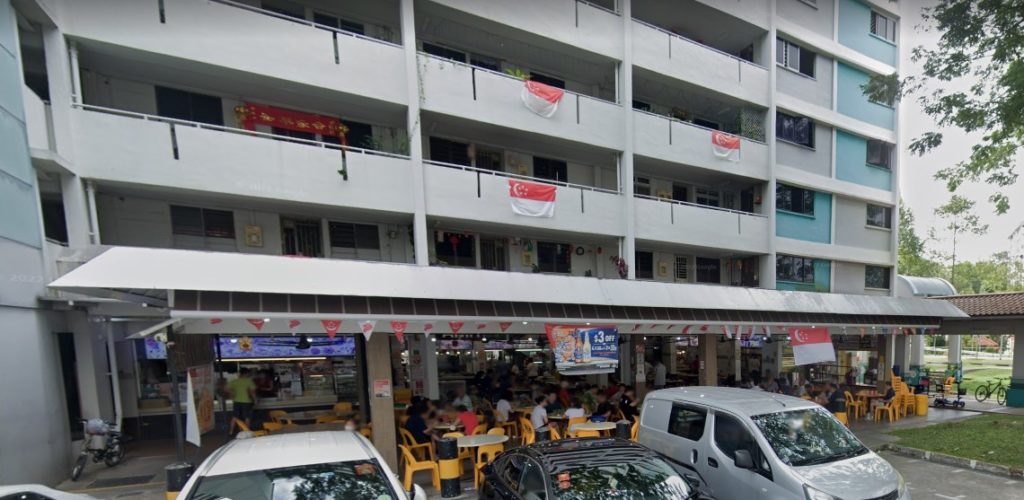 2 Men Slashed With Parangs At Ang Mo Kio Kopitiam, Diners Continue