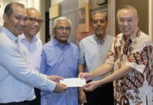 Sheng Siong CEO Gives S$200,000 To Gaza Humanitarian Relief Fundraiser, Say It's Important To Help