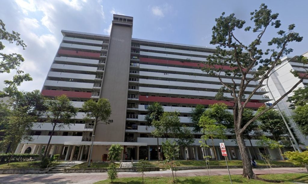 Elderly Woman Found Dead In Bedok Flat After Neighbours Detect Foul ...