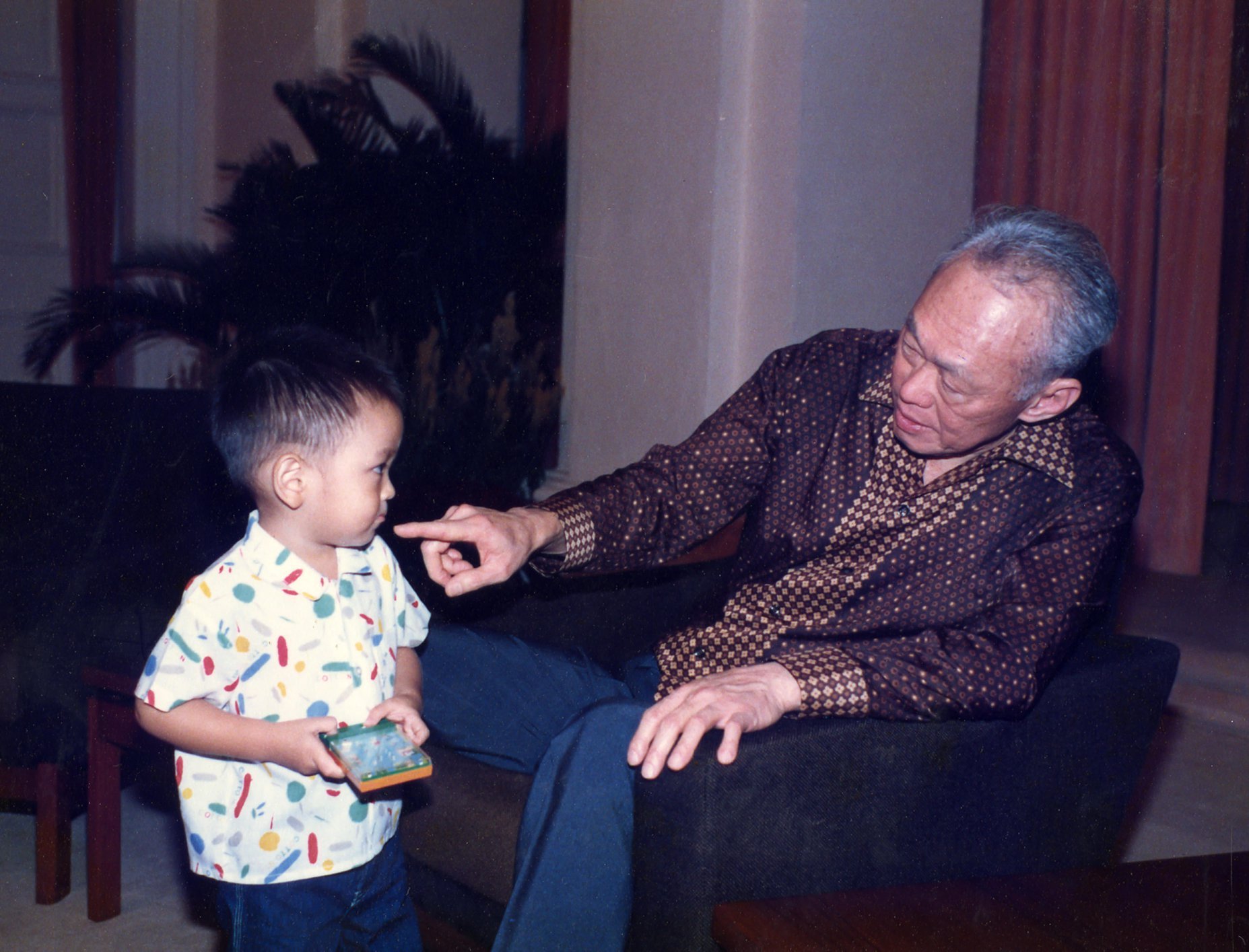 Li Shengwu with his grandfather former PM Lee Kuan Yew.