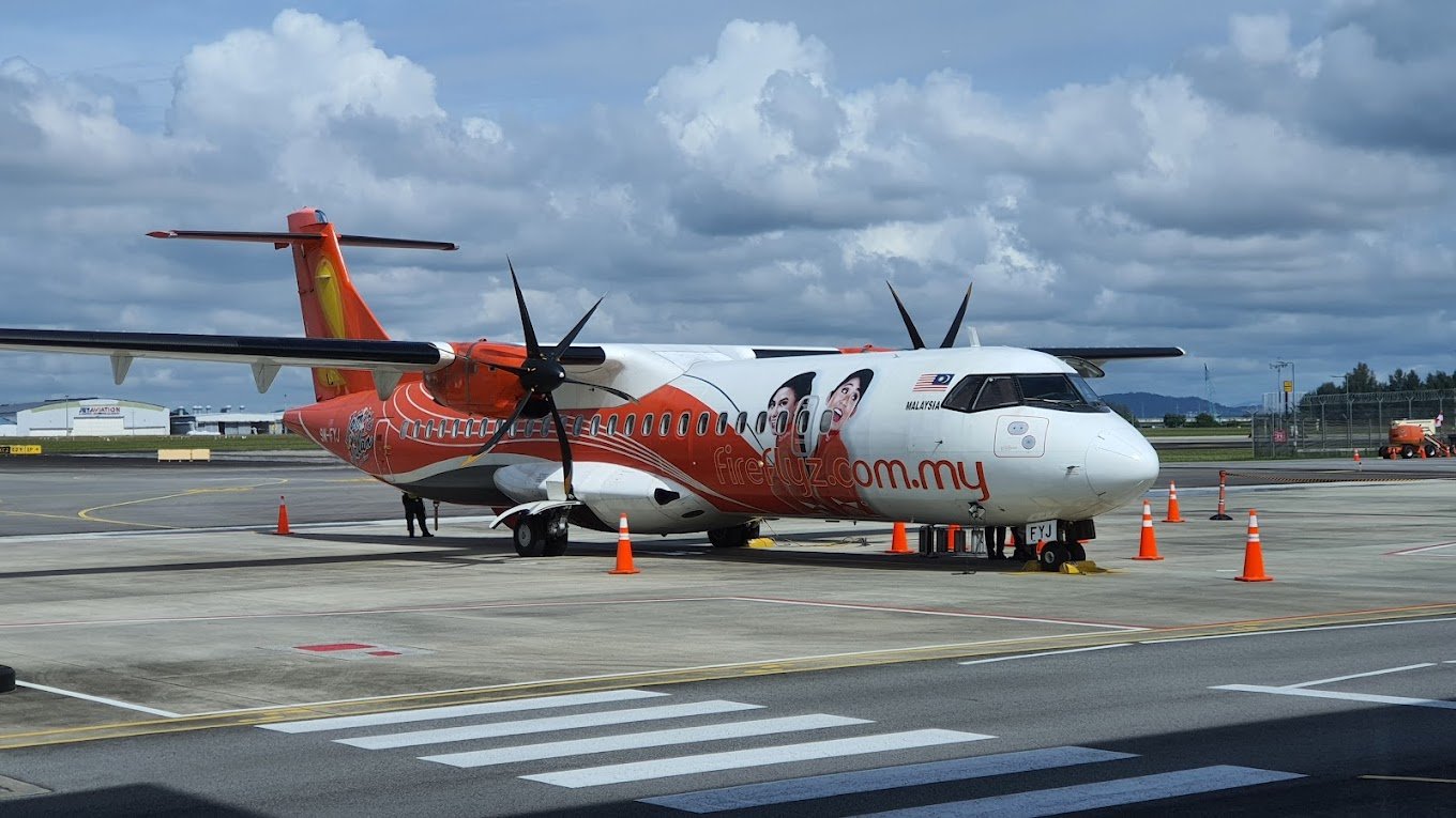 Seletar Airport Firefly flights