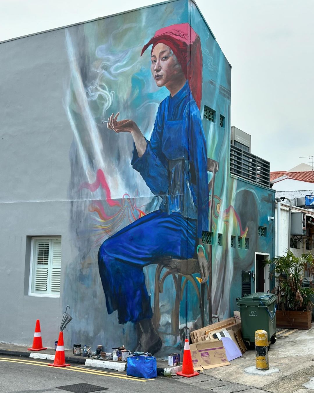 chinatown samsui woman mural artist