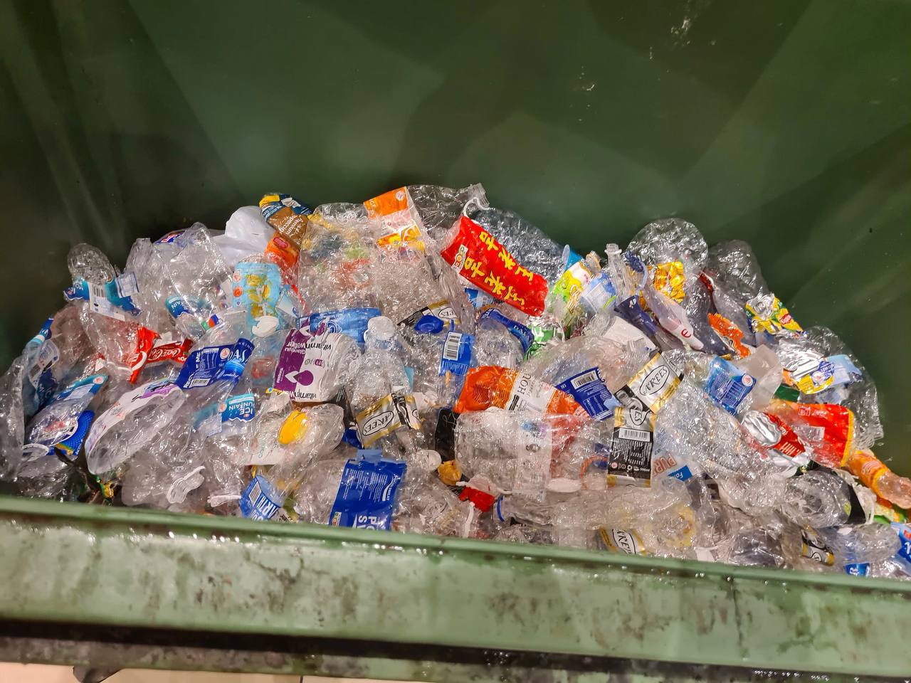 recyclensave bedok mall rubbish 1