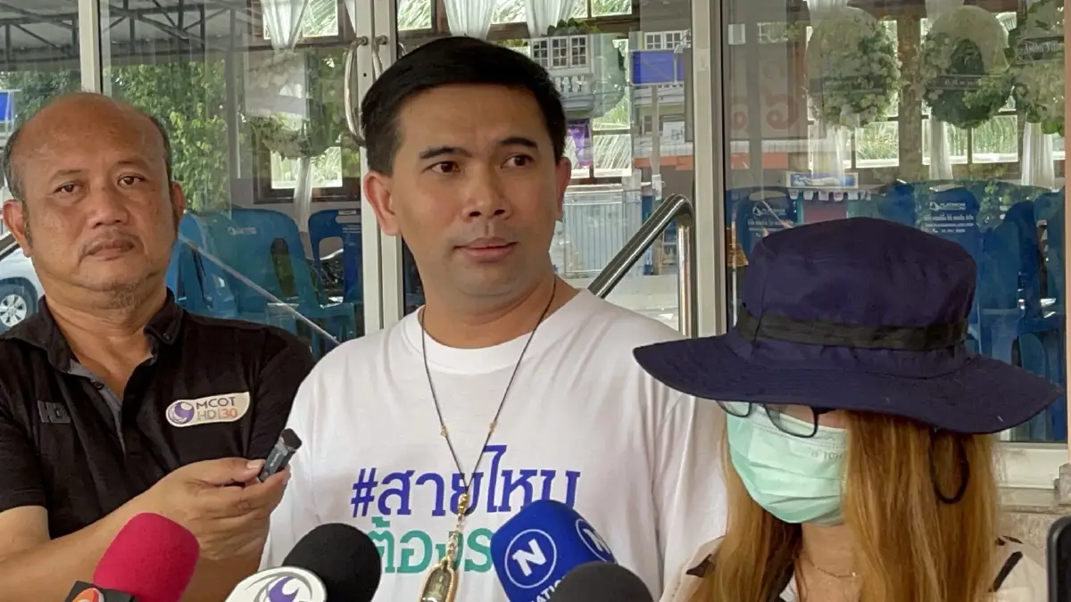 Driver suffers stroke Thailand (2)